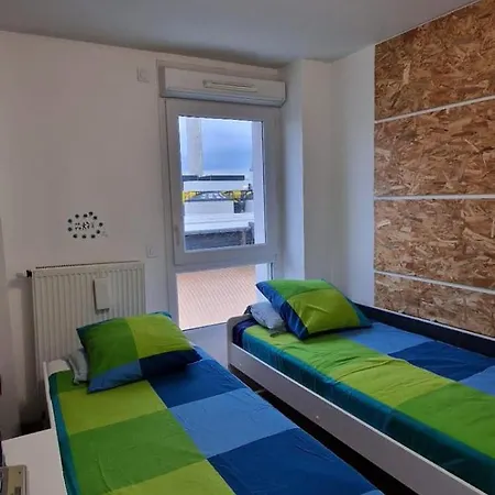 Au Coeur De La Olympique Saint-Ouen (Seine-Saint-Denis)
